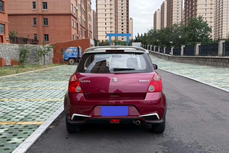 Used Suzuki Swift 2016 1.5L Manual Fashion Model Exterior 3