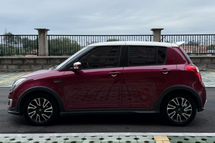 Used Suzuki Swift 2016 1.5L Manual Fashion Model Exterior 5