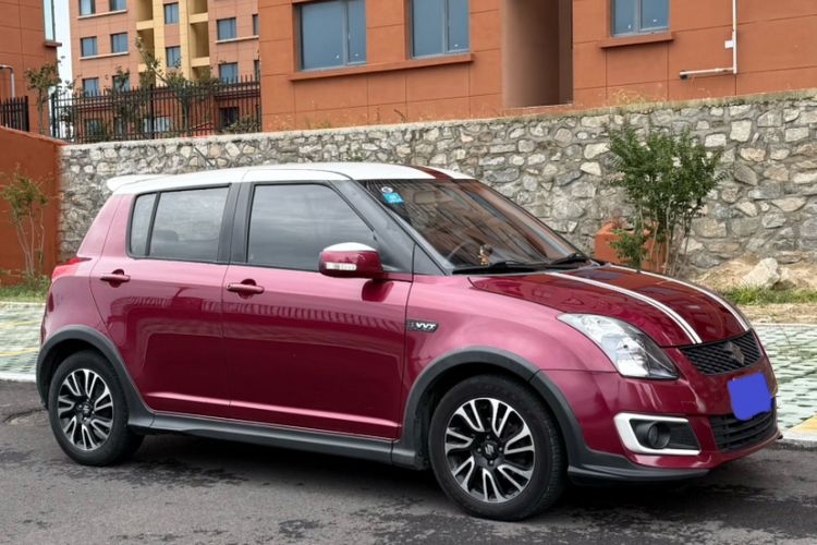 Used Suzuki Swift 2016 1.5L Manual Fashion Model Exterior 6