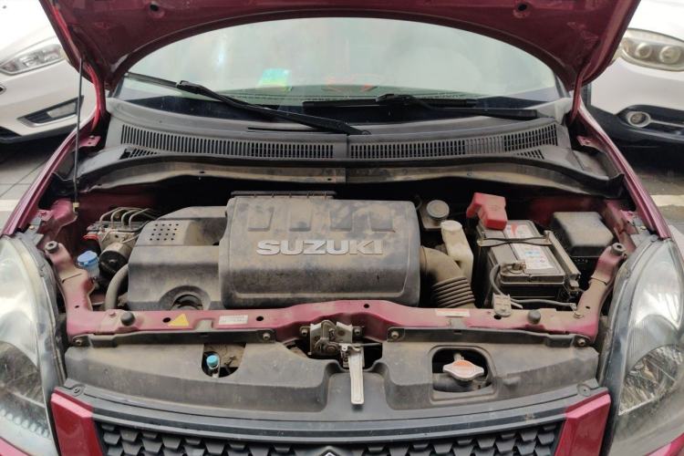 Used Suzuki Swift 2016 1.5L Manual Fashion Model Engine Bay