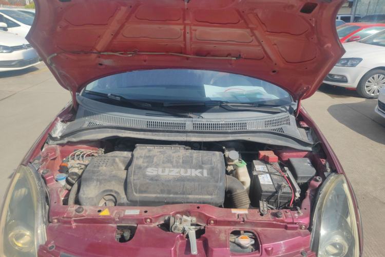 Used Suzuki Swift 2016 1.5L Manual Fashion Model Engine Bay
