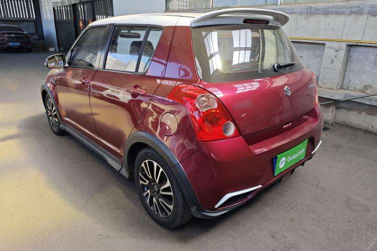 Used Suzuki Swift 2016 1.5L Automatic Fashionable Coolplay Edition Exterior 3