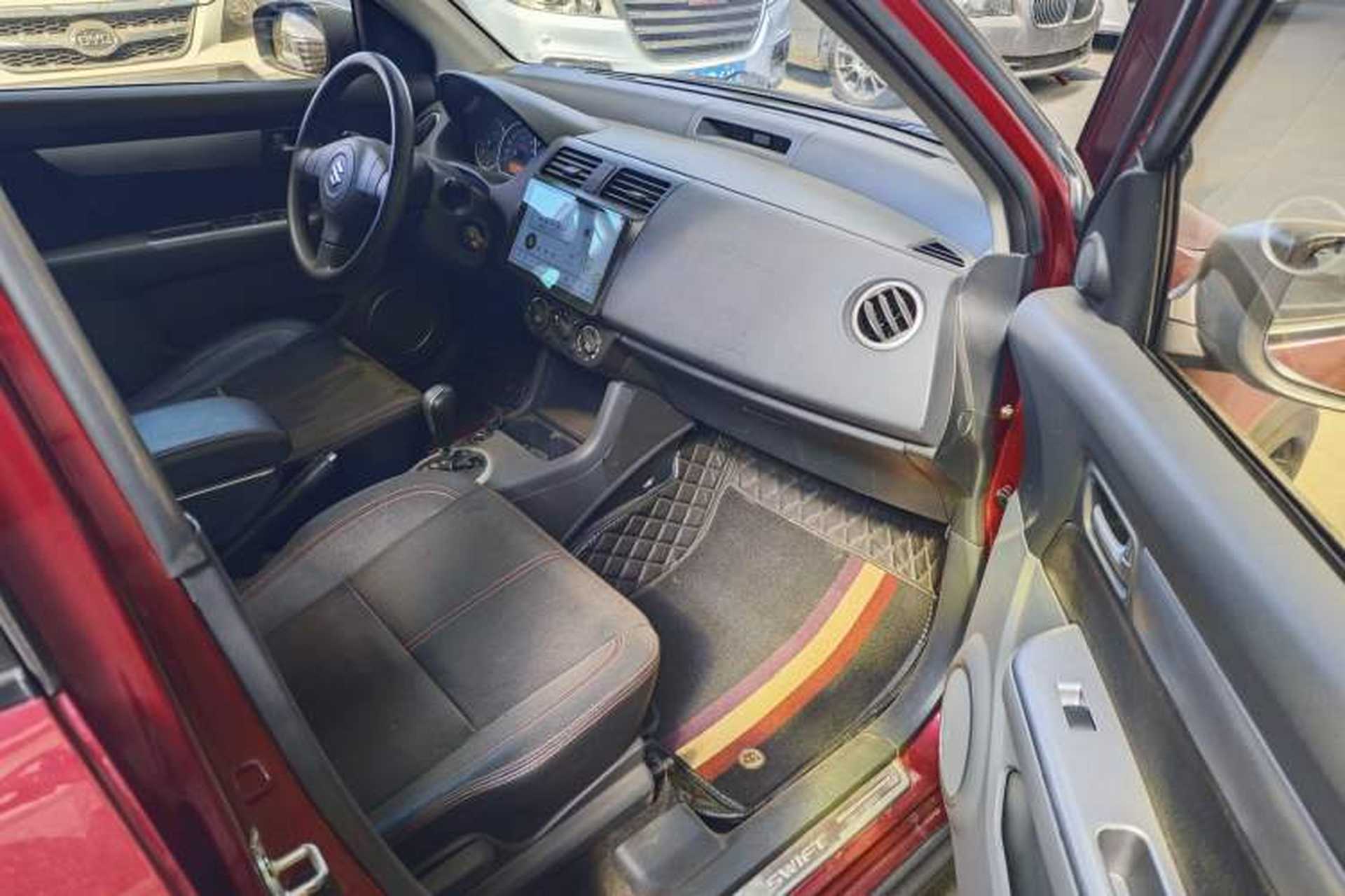 Used Suzuki Swift 2016 1.5L Automatic Fashionable Coolplay Edition Interior 10