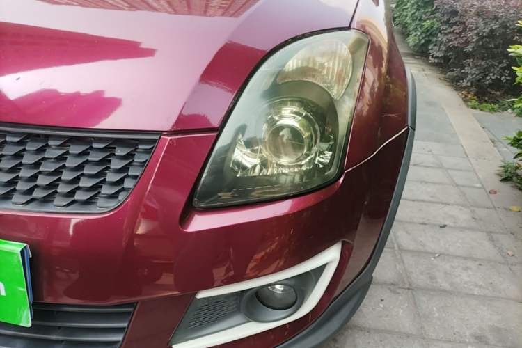 Used Suzuki Swift 2016 1.5L Automatic Fashionable Coolplay Edition Left Front Headlight