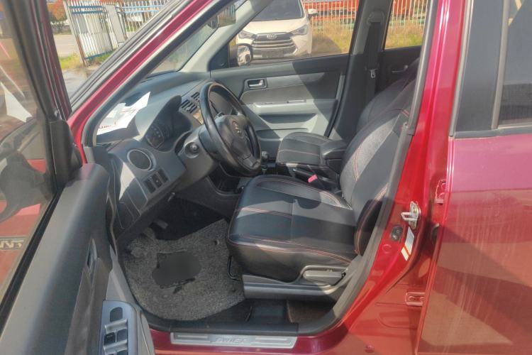 Used Suzuki Swift 2016 1.5L Manual Fashion Model Left Front Seat