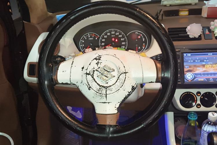 Used Suzuki Swift 2016 1.5L Automatic Fashionable Coolplay Edition Steering Wheel