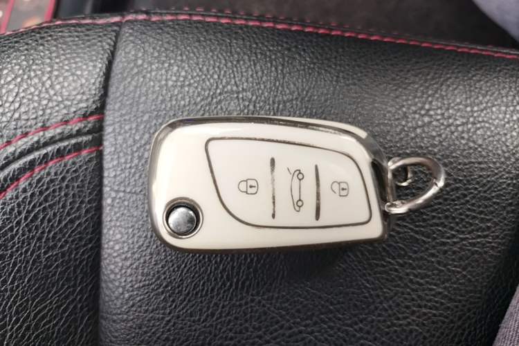 Used Suzuki Swift 2016 1.5L Automatic Fashionable Coolplay Edition Vehicle Key
