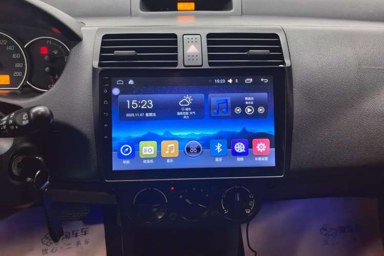 Used Suzuki Swift 2016 1.5L Automatic Fashionable Coolplay Edition Audio And AC Panel