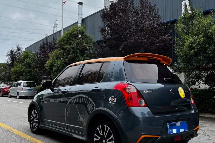 Used Suzuki Swift 2016 1.5L Automatic Fashionable Coolplay Edition Exterior 2