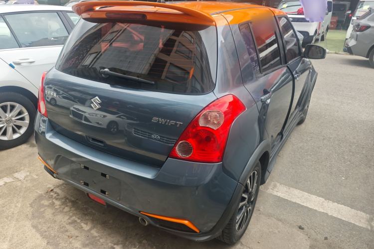 Used Suzuki Swift 2016 1.5L Automatic Fashionable Coolplay Edition Exterior 6