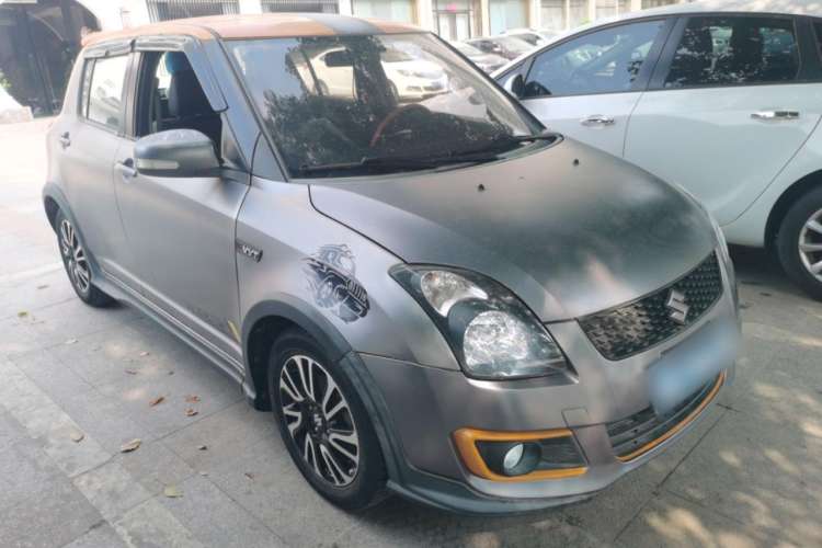 Used Suzuki Swift 2016 1.5L Automatic Fashionable Coolplay Edition Front Right 45 Deg