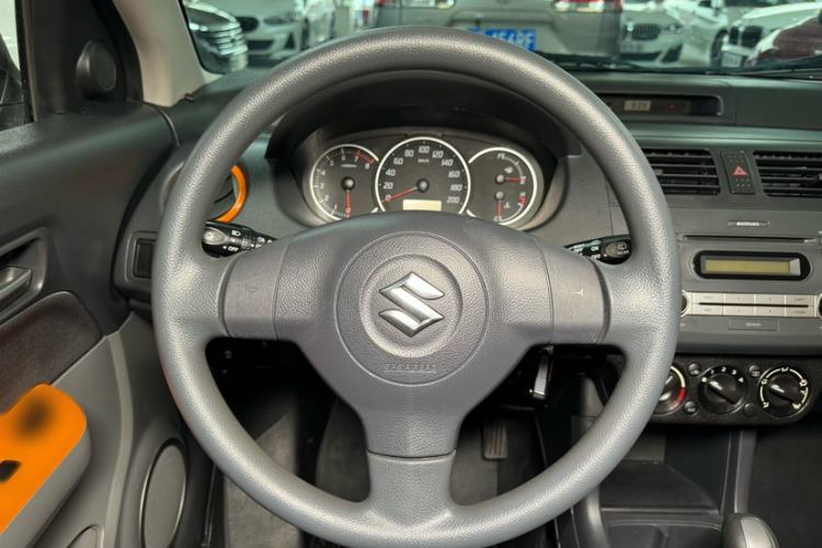 Used Suzuki Swift 2016 1.5L Automatic Fashionable Coolplay Edition Interior 1