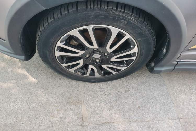 Used Suzuki Swift 2016 1.5L Automatic Fashionable Coolplay Edition Left Front Wheel Hub