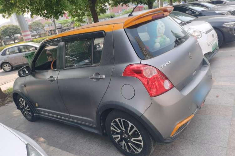 Used Suzuki Swift 2016 1.5L Automatic Fashionable Coolplay Edition Left Side