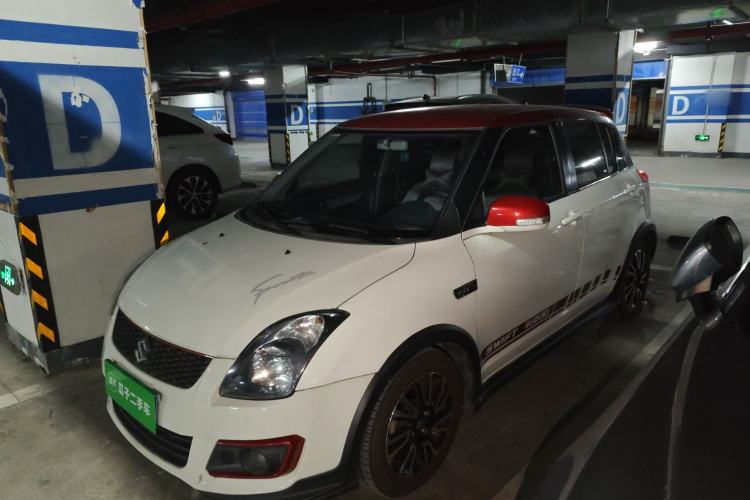 Used Suzuki Swift 2016 1.5L Automatic Fashionable Coolplay Edition Exterior 2