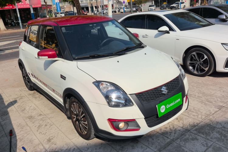 Used Suzuki Swift 2016 1.5L Automatic Fashionable Coolplay Edition Front Right 45 Deg