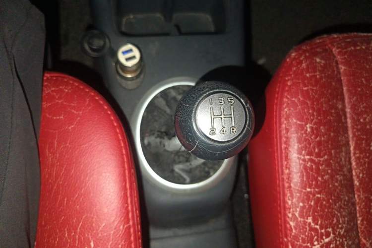 Used Suzuki Swift 2016 1.5L Manual Fashion Model Gear Lever