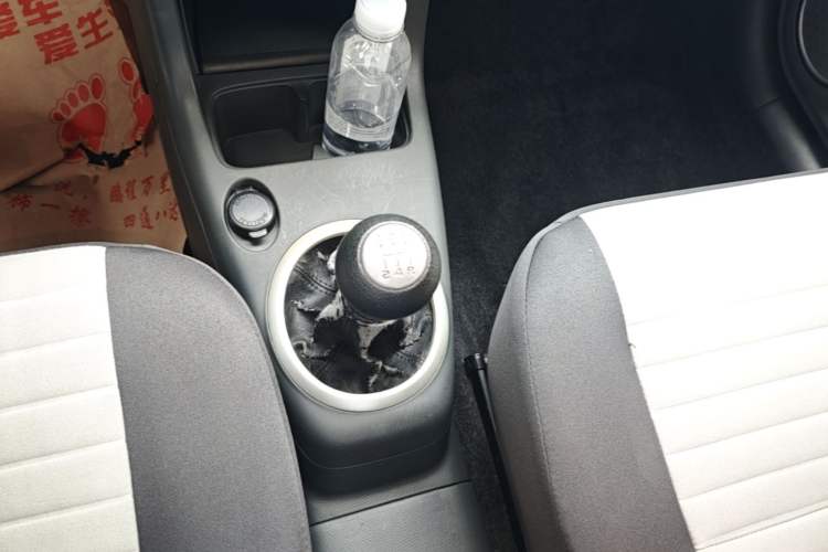 Used Suzuki Swift 2016 1.5L Manual Fashion Model Gear Lever