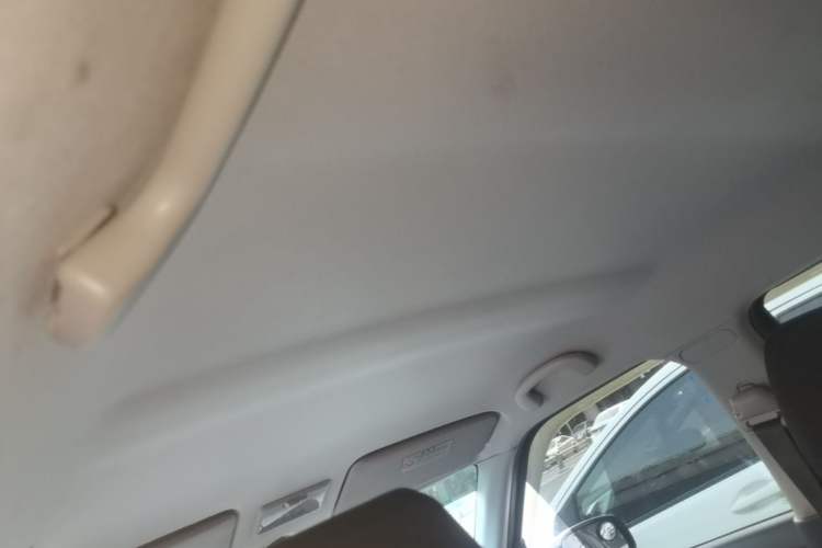 Used Suzuki Swift 2016 1.5L Manual Fashion Model Headliner