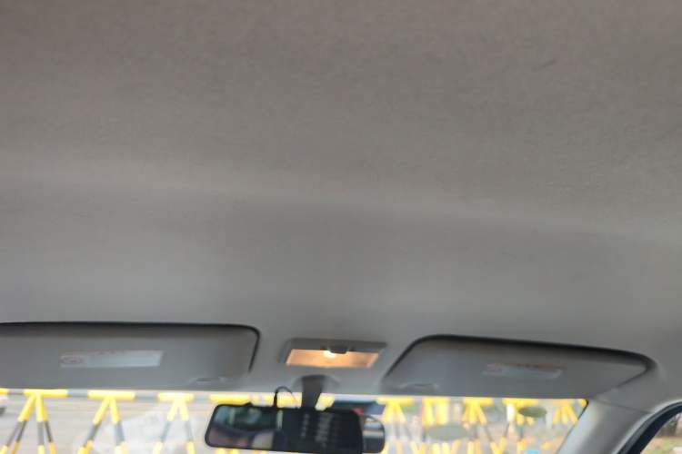 Used Suzuki Swift 2016 1.5L Manual Fashion Model Headliner