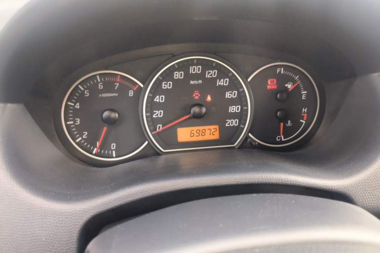 Used Suzuki Swift 2016 1.5L Manual Fashion Model Instrument Cluster