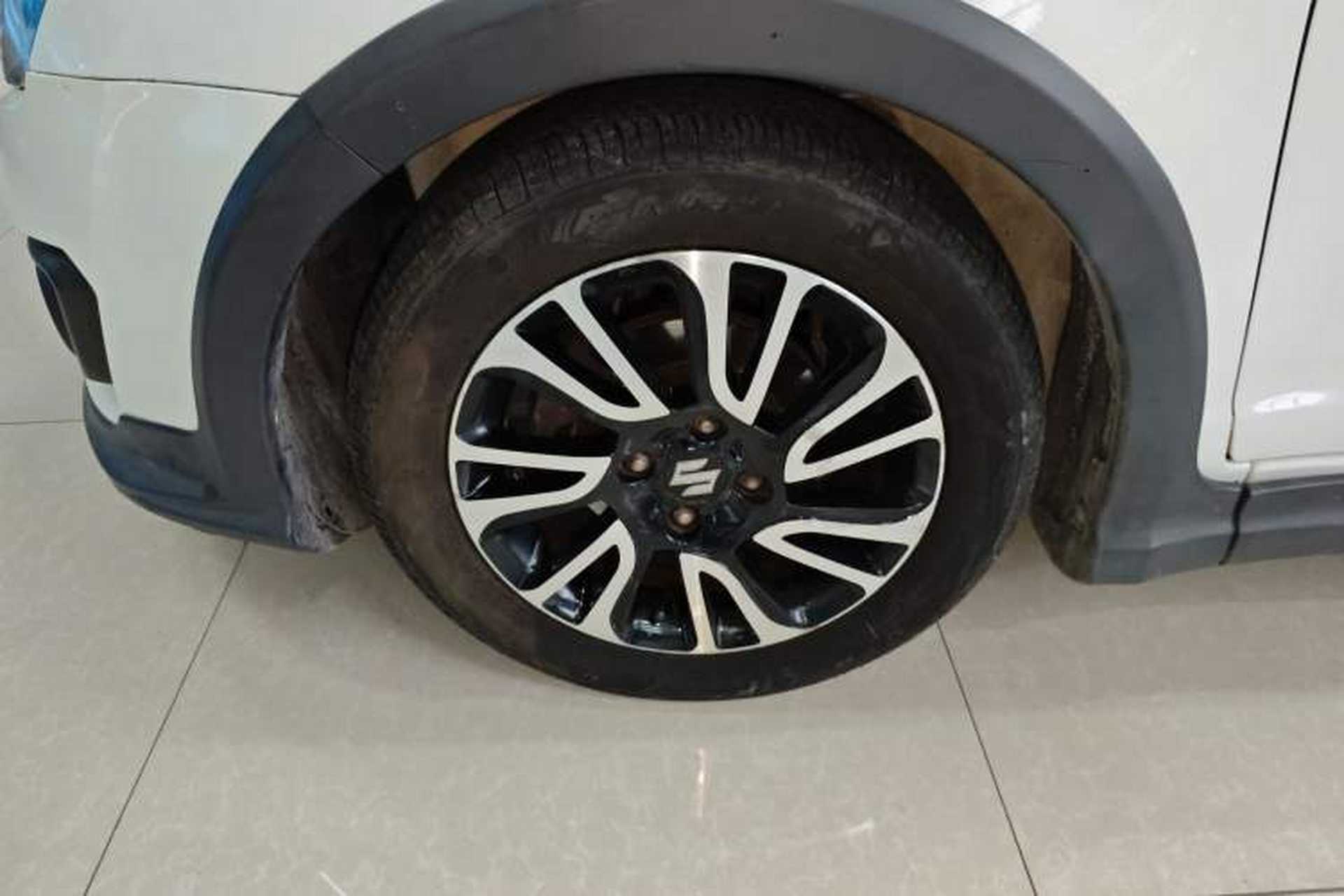 Used Suzuki Swift 2016 1.5L Automatic Fashionable Coolplay Edition Left Front Wheel Hub