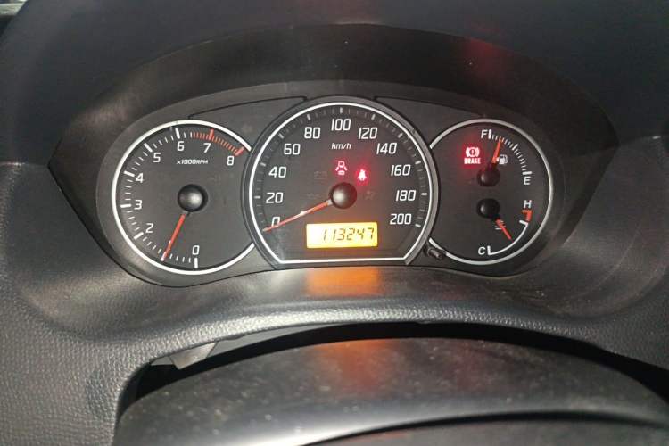 Used Suzuki Swift 2016 1.5L Manual Fashion Model Odometer Close Up
