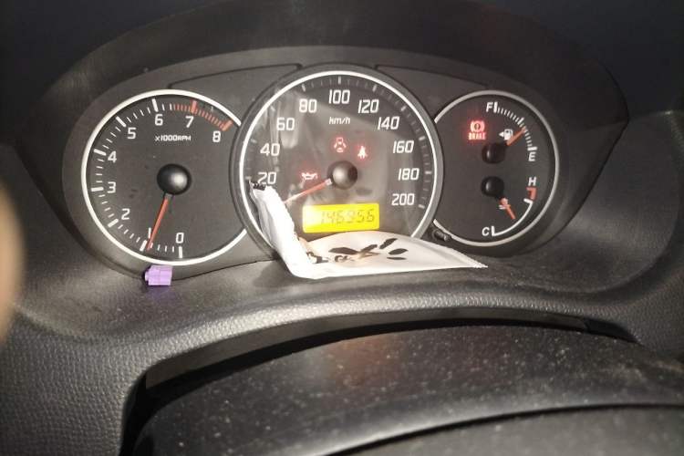 Used Suzuki Swift 2016 1.5L Manual Fashion Model Odometer Close Up