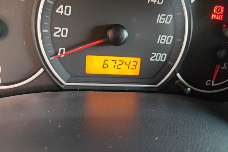 Used Suzuki Swift 2016 1.5L Manual Fashion Model Odometer Close Up
