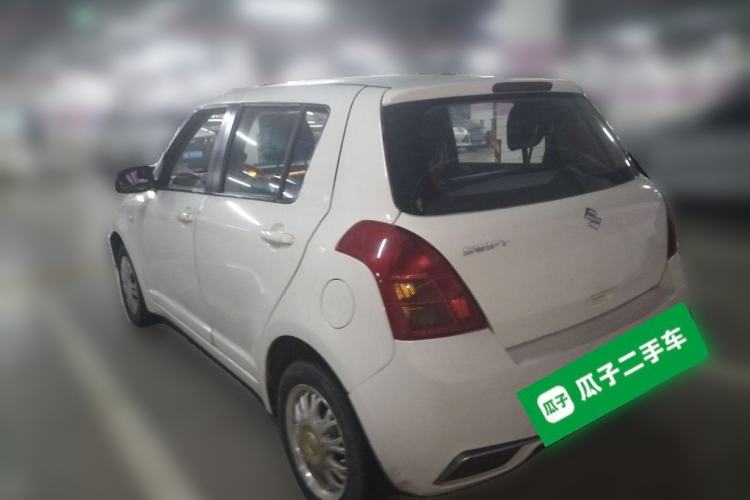 Used Suzuki Swift 2016 1.5L Manual Fashion Model Rear Left 45 Deg