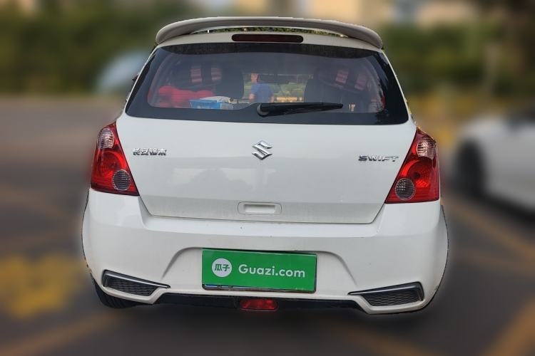 Used Suzuki Swift 2016 1.5L Manual Fashion Model Rear