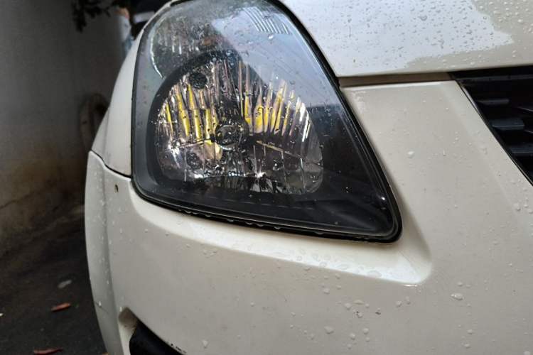 Used Suzuki Swift 2016 1.5L Automatic Fashionable Coolplay Edition Right Front Headlight