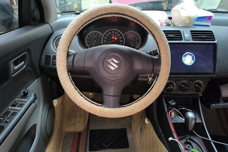 Used Suzuki Swift 2016 1.5L Automatic Fashionable Coolplay Edition Steering Wheel