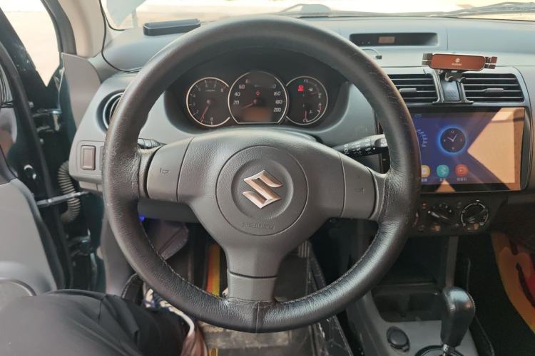 Used Suzuki Swift 2016 1.5L Automatic Fashionable Coolplay Edition Steering Wheel