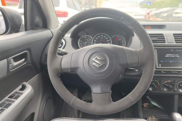 Used Suzuki Swift 2016 1.5L Automatic Fashionable Coolplay Edition Steering Wheel