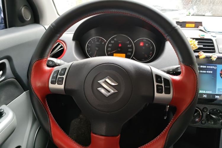 Used Suzuki Swift 2016 1.5L Automatic Fashionable Coolplay Edition Steering Wheel