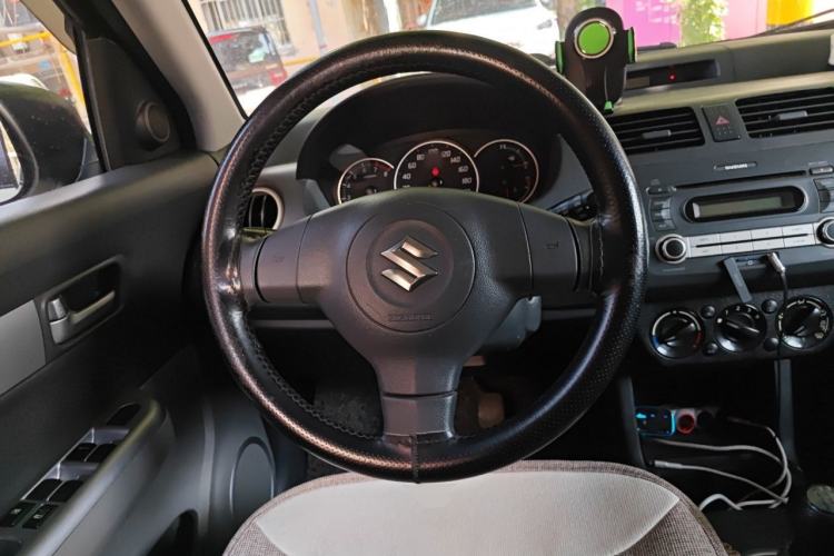 Used Suzuki Swift 2016 1.5L Manual Fashion Model Steering Wheel