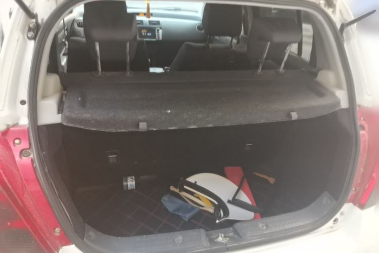 Used Suzuki Swift 2016 1.5L Manual Fashion Model Trunk