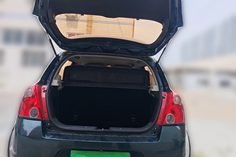 Used Suzuki Swift 2016 1.5L Automatic Fashionable Coolplay Edition Trunk