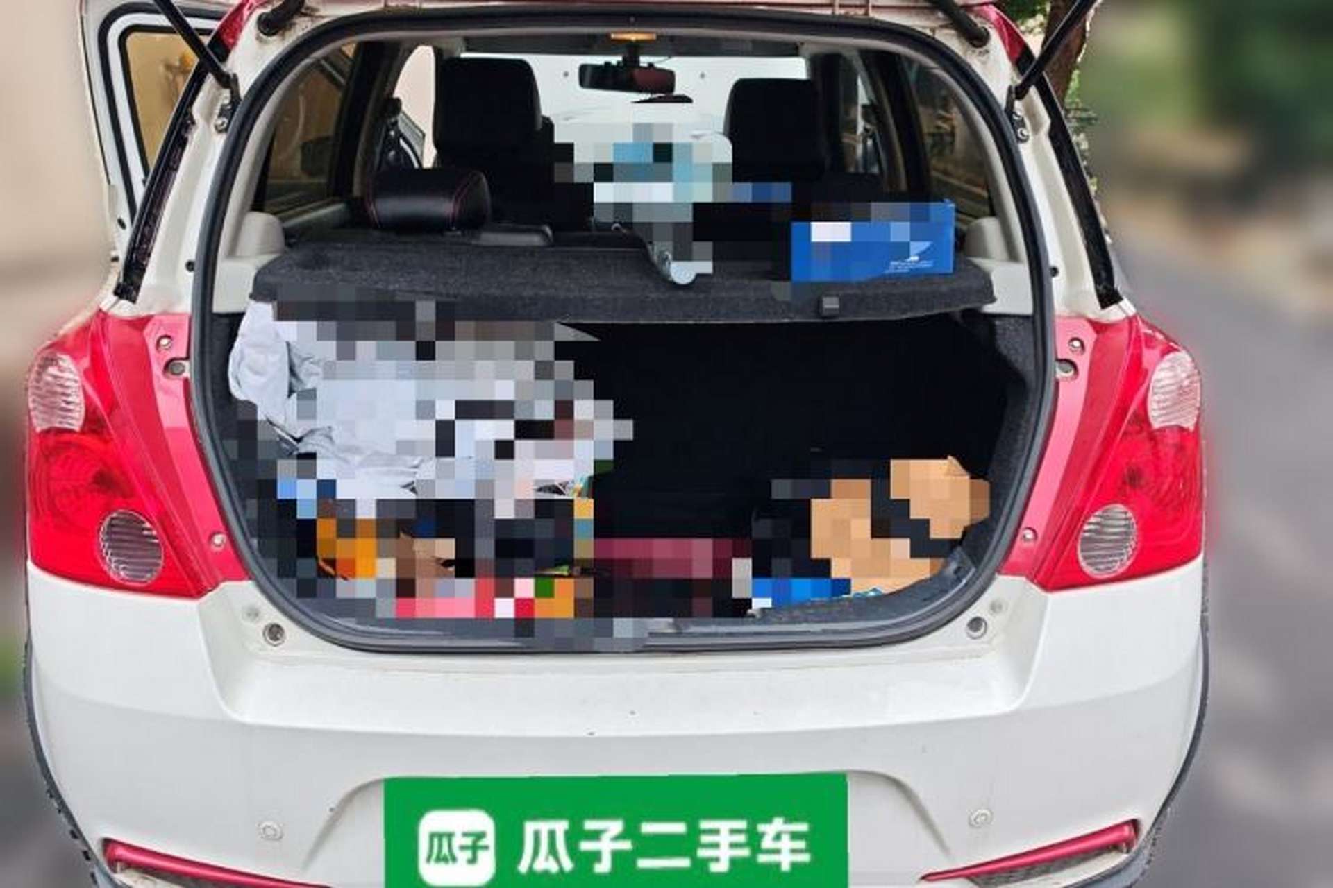 Used Suzuki Swift 2016 1.5L Automatic Fashionable Coolplay Edition Trunk