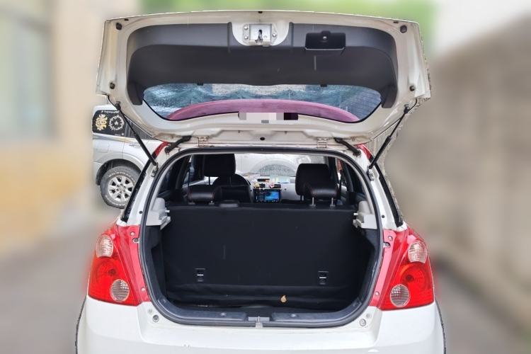 Used Suzuki Swift 2016 1.5L Automatic Fashionable Coolplay Edition Trunk