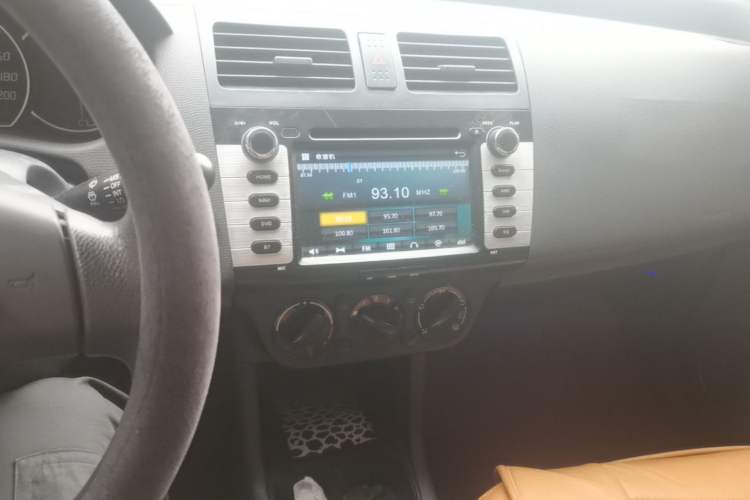 Used Suzuki Swift 2016 1.5L Manual Fashion Model Audio And AC Panel