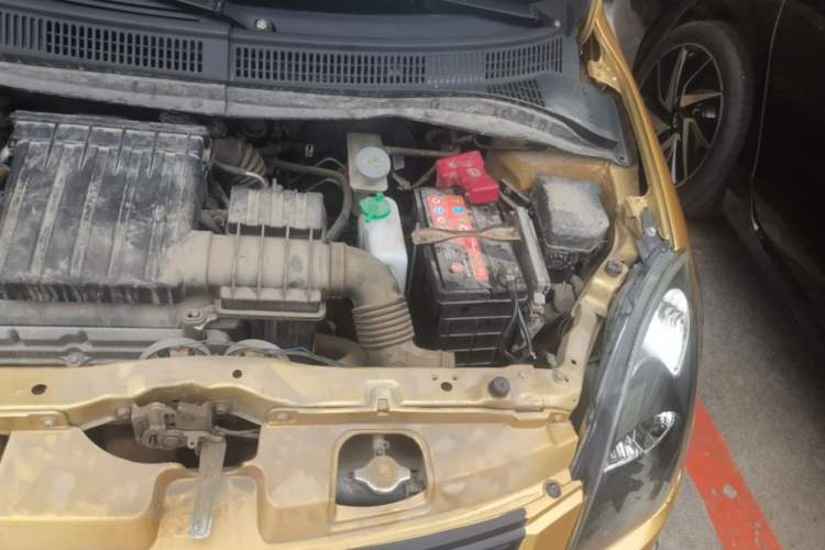 Used Suzuki Swift 2016 1.5L Manual Fashion Model Engine Bay Left