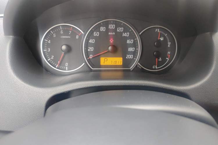 Used Suzuki Swift 2016 1.5L Automatic Fashionable Coolplay Edition Odometer Close Up