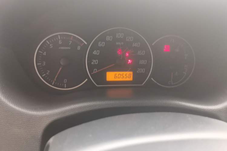 Used Suzuki Swift 2016 1.5L Manual Fashion Model Odometer Close Up