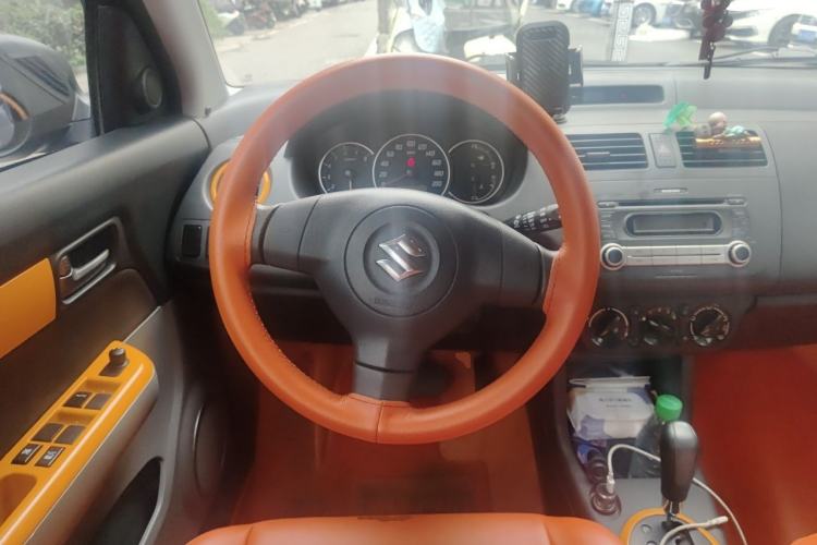 Used Suzuki Swift 2016 1.5L Automatic Fashionable Coolplay Edition Steering Wheel