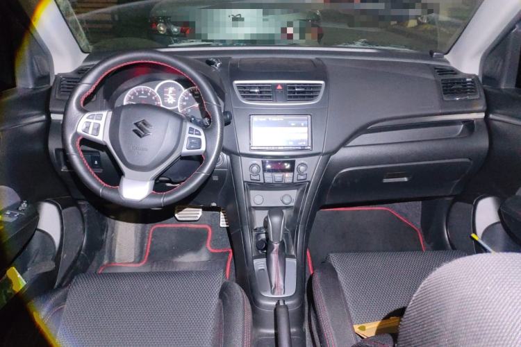 Used Suzuki Swift Sport 2014 1.6L CVT Two-Wheel Drive Luxury Edition Center Console