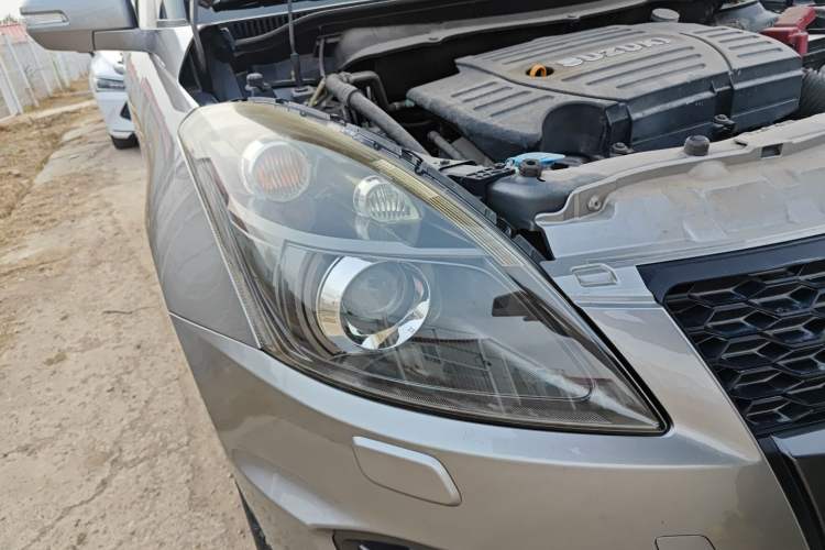 Used Suzuki Swift Sport 2014 1.6L Manual Two-Wheel Drive Luxury Edition Right Front Headlight