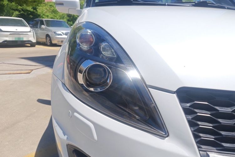 Used Suzuki Swift Sport 2014 1.6L CVT Two-Wheel Drive Luxury Edition Right Front Headlight