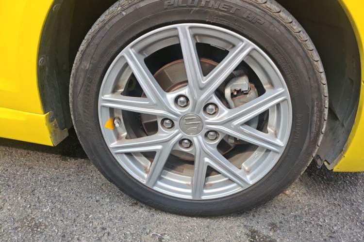 Used Suzuki Swift Sport 2014 1.6L CVT Two-Wheel Drive Luxury Edition Right Front Wheel Hub